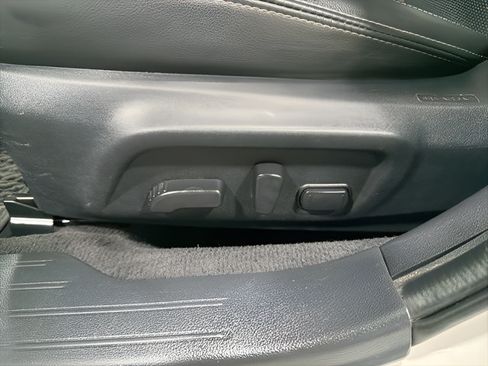 Used 2016 Subaru Outback 2.5i Limited AWD/4WD image 13