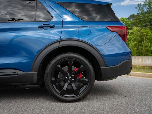 Used 2021 Ford Explorer ST w/ ST Street Pack AWD/4WD image 6