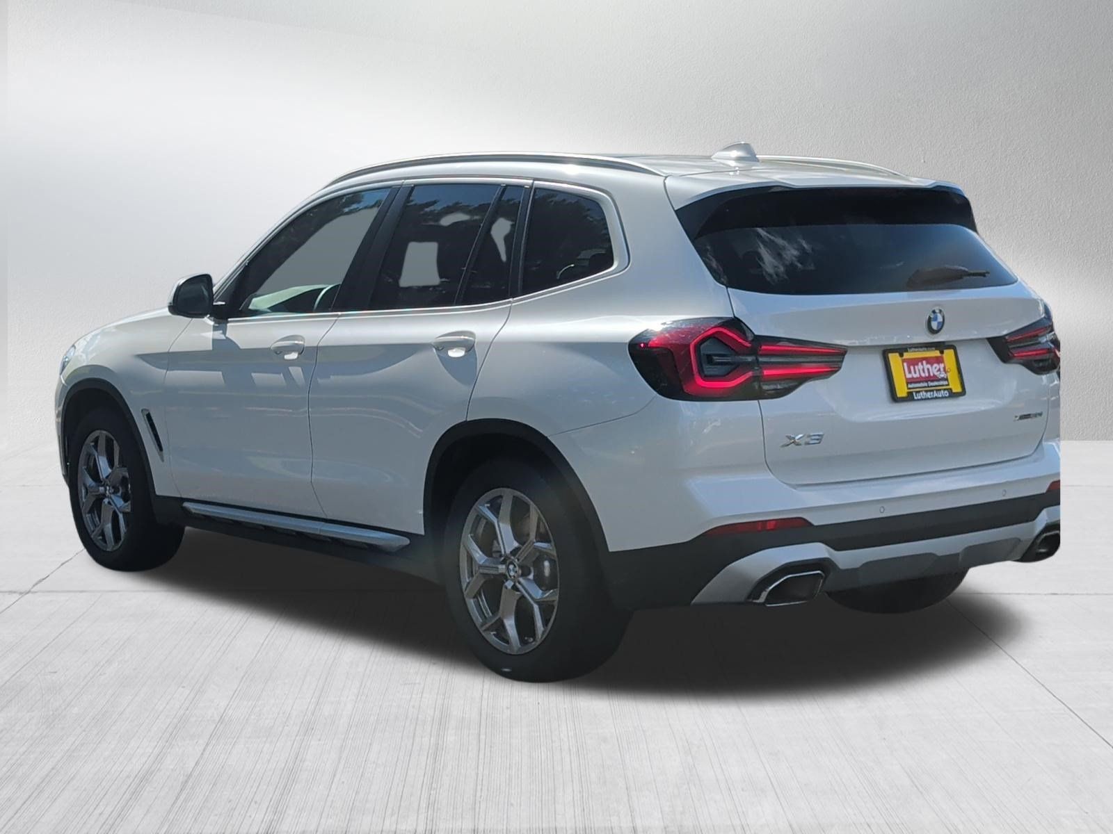 Used 2022 BMW X3 xDrive30i w/ Premium Package 2 AWD/4WD image 5