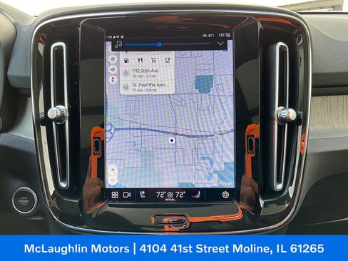 Used 2023 Volvo XC40 B5 Plus w/ Driver Assist Package AWD/4WD image 6