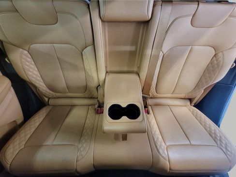 Used 2023 Jeep Grand Cherokee Summit image 24