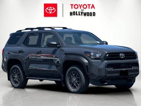 New 2026 Toyota 4Runner SR5 AWD/4WD image 2