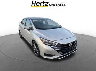 Used 2025 Nissan Versa SV video 1