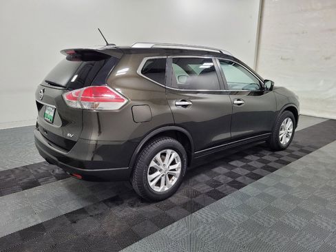 Used 2015 Nissan Rogue SV w/ SV Premium Package FWD image 10