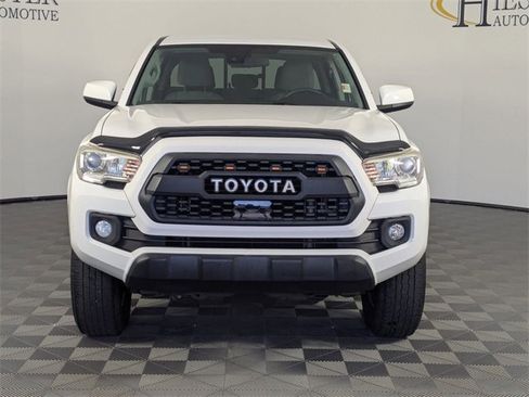 Used 2018 Toyota Tacoma SR w/ SR Convenience Package image 3