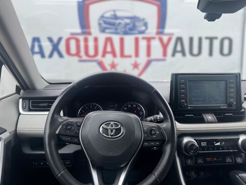 Used 2020 Toyota RAV4 XLE w/ Convenience Package AWD/4WD image 47
