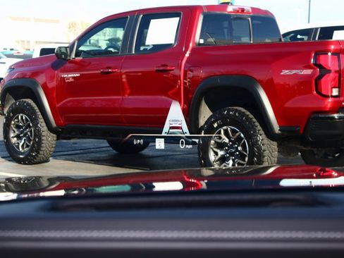 Used 2025 BMW 760i xDrive w/ Executive Package image 21