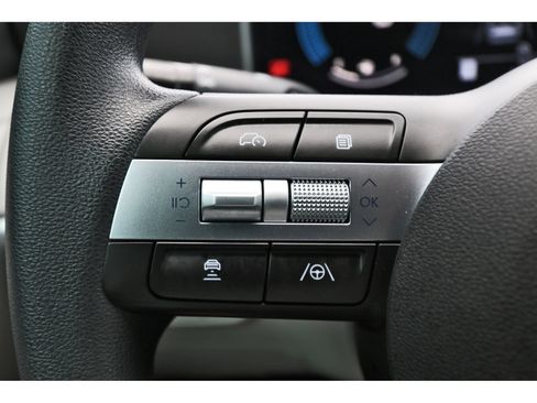 Certified 2026 Hyundai Tucson SE FWD image 17