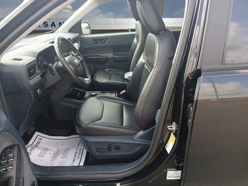 Used 2023 Ford Maverick Lariat w/ Lariat Luxury Package image 9