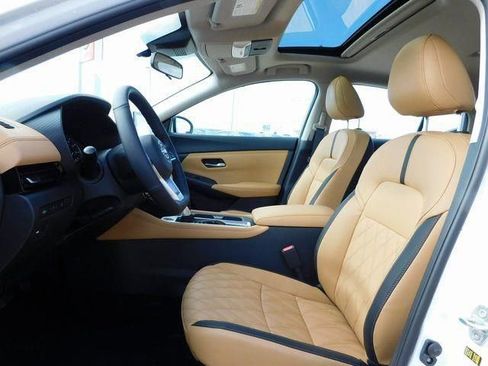 New 2025 Nissan Sentra SV w/ SV Premium Package image 13