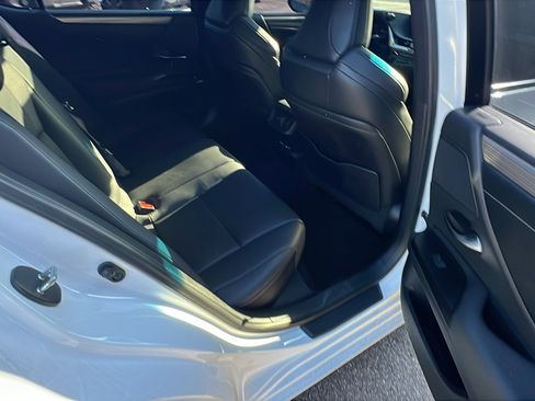 Used 2020 Lexus ES 350 F Sport image 23