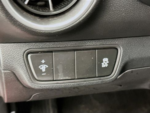 Used 2024 Kia Forte LXS image 17