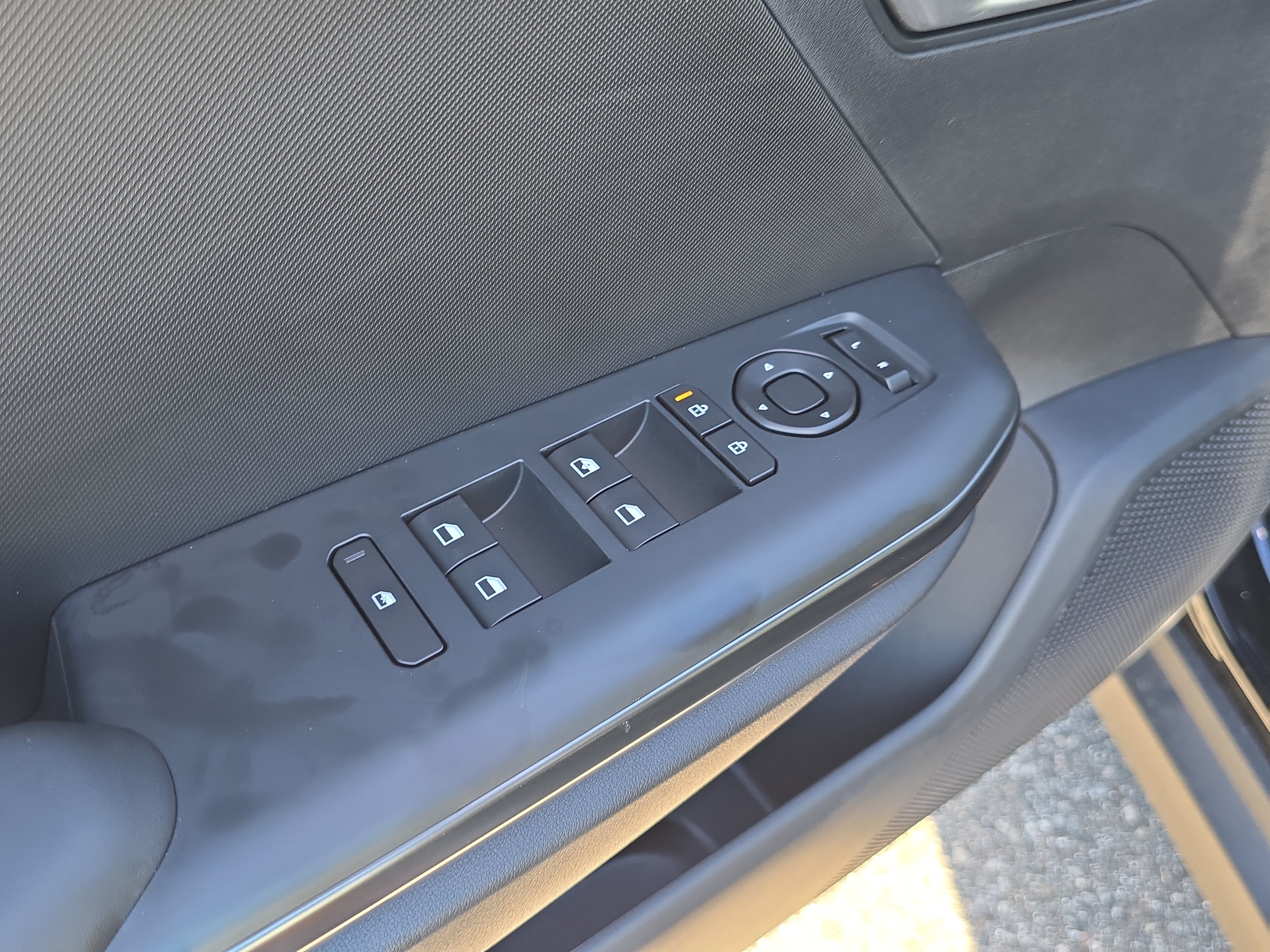New 2027 Kia K4 FWD image 18