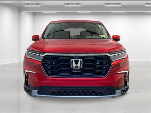 New 2025 Honda Pilot EX-L image 8