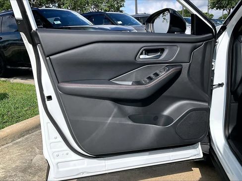 New 2026 Nissan Rogue SV image 16