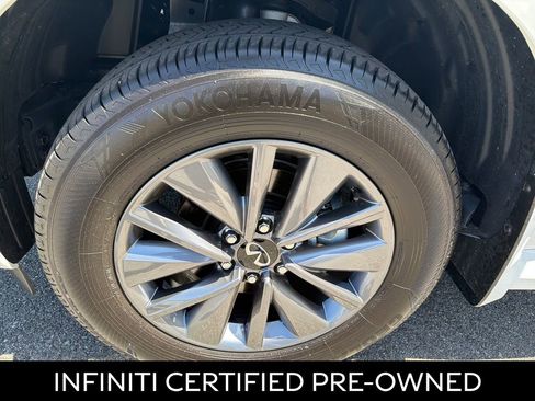 Certified 2026 INFINITI QX80 Pure w/ Cargo Package image 16