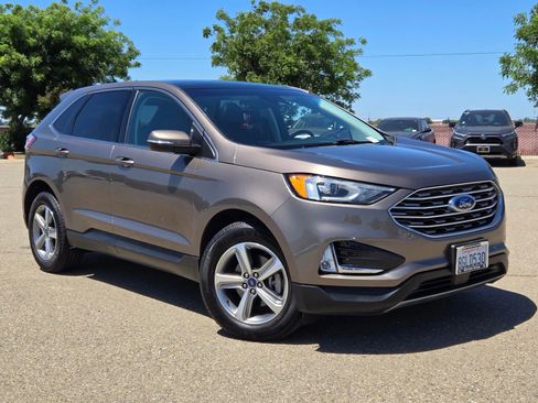 Used 2019 Ford Edge SEL w/ Equipment Group 201A FWD image 1