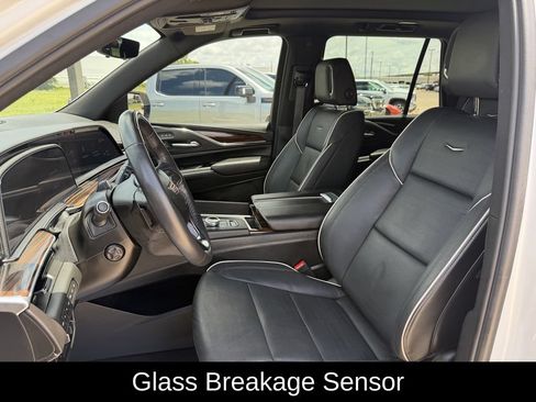 Used 2024 Cadillac Escalade Premium Luxury w/ Performance Package AWD/4WD image 32