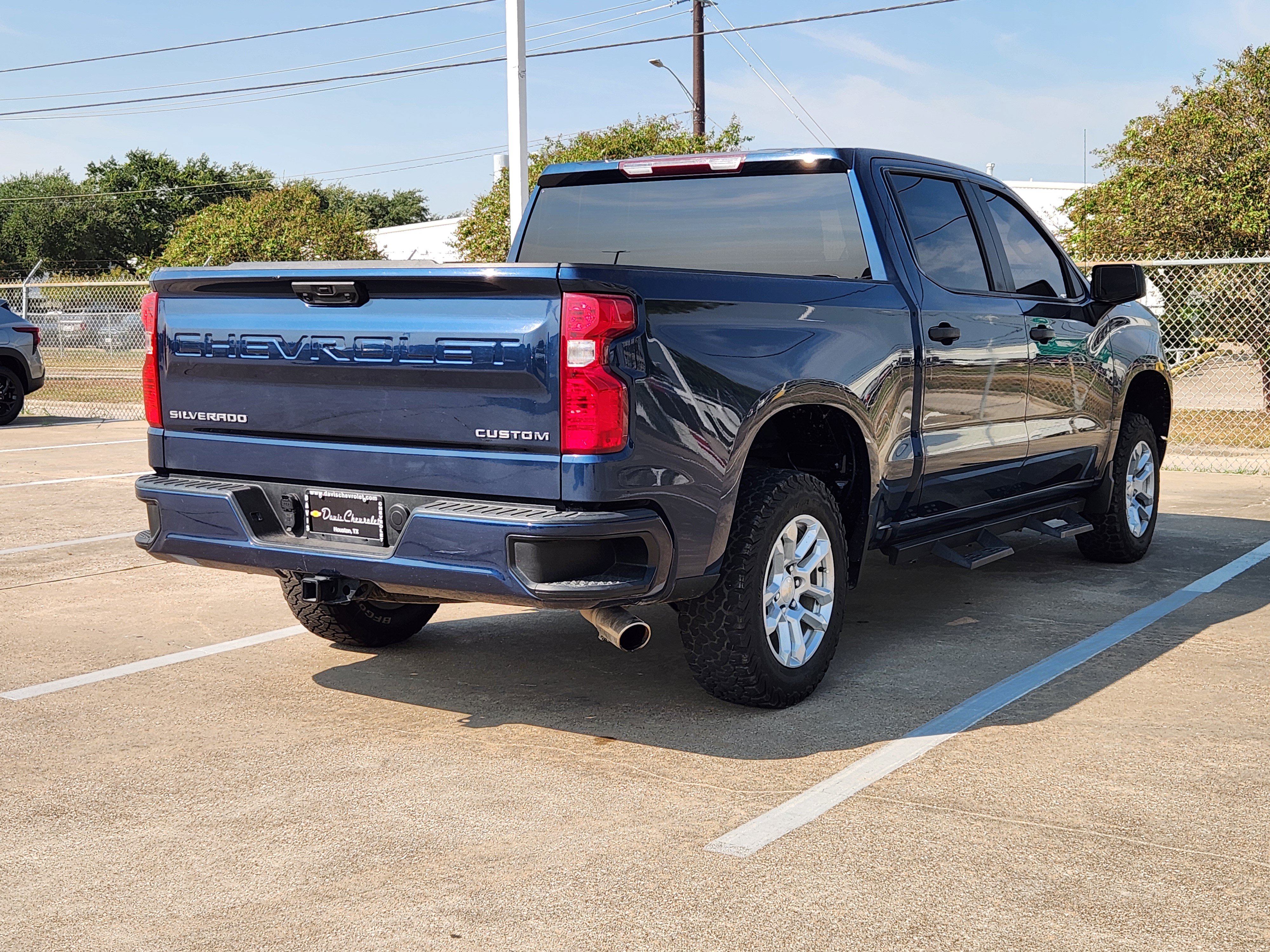 Used 2023 Chevrolet Silverado 1500 Custom RWD image 6