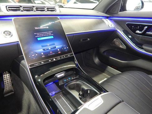 Used 2023 Mercedes-Benz S 580 4MATIC Sedan w/ AMG Line image 22