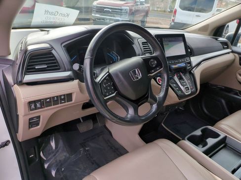 Used 2022 Honda Odyssey Touring image 12