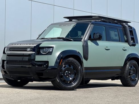 New 2026 Land Rover Defender 110 Trophy Edition AWD/4WD image 1