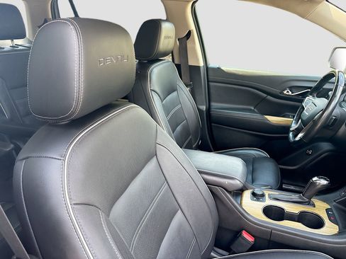 Used 2019 GMC Acadia Denali AWD/4WD image 30