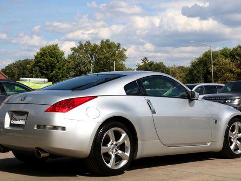 Used 2008 Nissan 350Z Enthusiast image 8