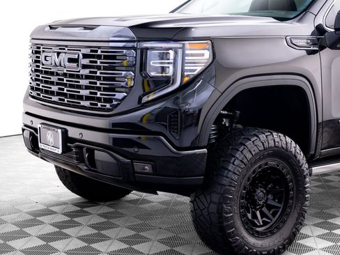 Used 2023 GMC Sierra 1500 Denali Ultimate AWD/4WD image 40