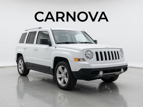 Used 2013 Jeep Patriot Limited AWD/4WD image 1