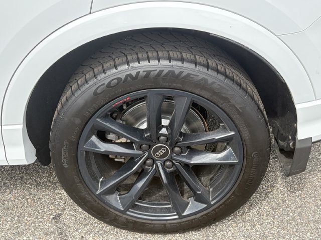 Used 2022 Audi Q3 2.0T Premium Plus AWD/4WD image 12