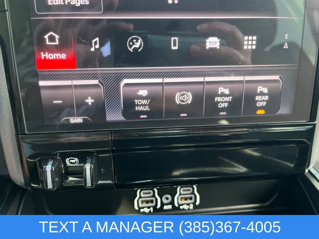 Used 2025 RAM 2500 Laramie AWD/4WD image 25