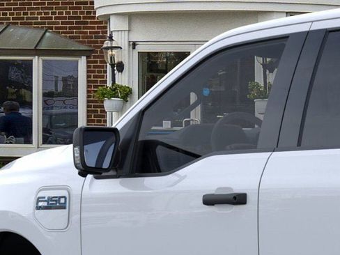 New 2025 Ford F150 Lightning XLT image 45