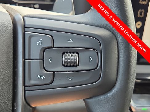 Used 2023 GMC Sierra 1500 AT4 w/ Technology Package AWD/4WD image 22