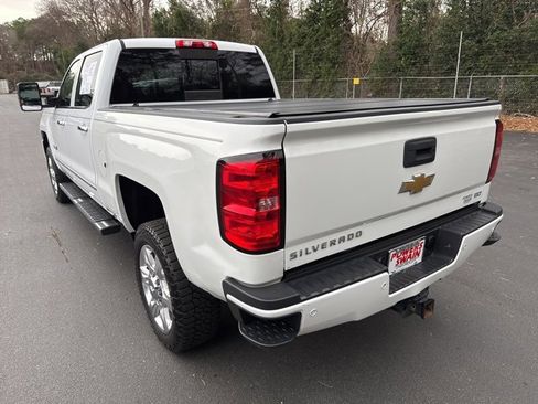 Used 2019 Chevrolet Silverado 2500 LTZ w/ Duramax Plus Package image 3