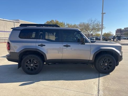 Certified 2024 Toyota Land Cruiser image 4