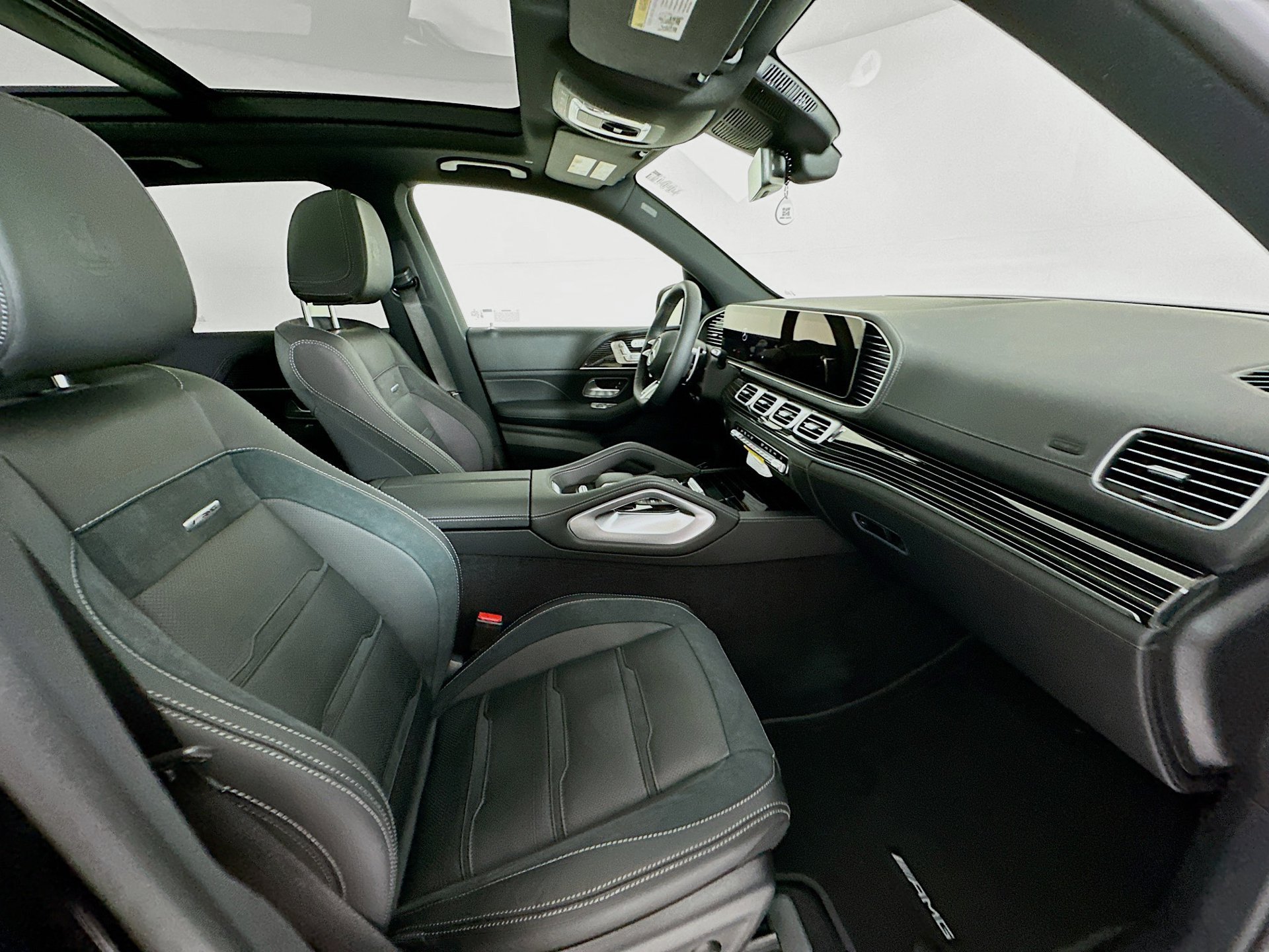 New 2026 Mercedes-Benz GLE 53 AMG 4MATIC image 30