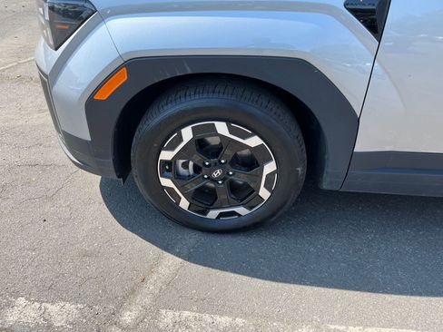 Used 2025 Hyundai Santa Fe SEL AWD/4WD image 32