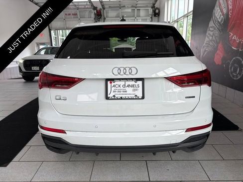 Used 2023 Audi Q3 2.0T Premium w/ Convenience Package AWD/4WD image 4