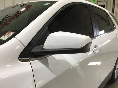 Used 2021 Chevrolet Equinox LT image 9