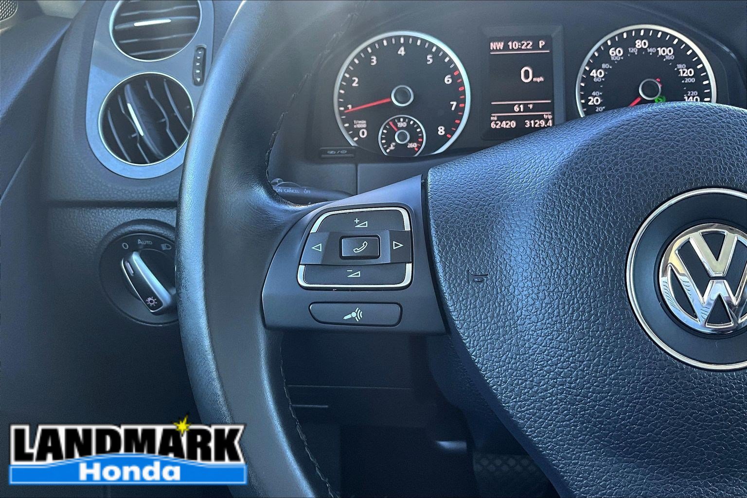 Used 2017 Volkswagen Tiguan Wolfsburg Edition AWD/4WD image 20
