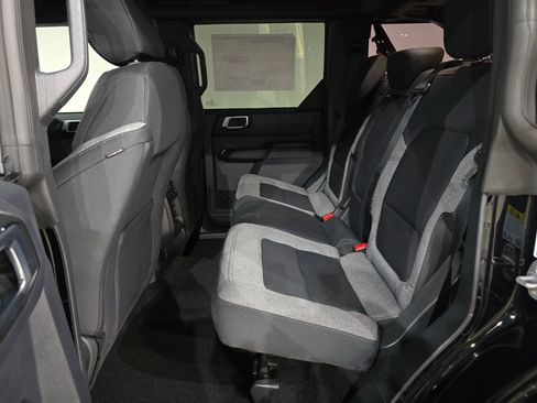 New 2025 Ford Bronco Big Bend image 30