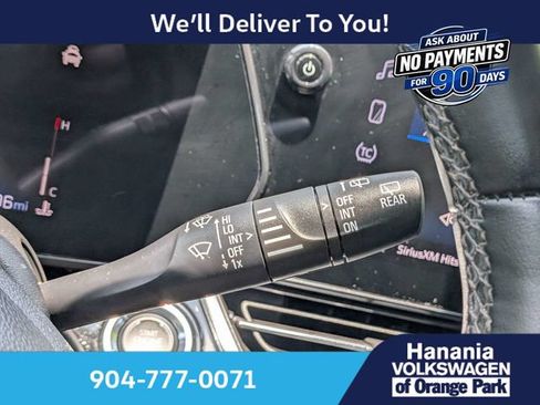 Used 2024 Chevrolet Trax ACTIV w/ Sunroof Package FWD image 29