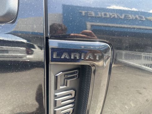 Used 2021 Ford F250 Lariat image 7