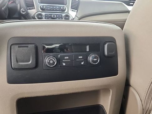 Used 2017 Chevrolet Tahoe LT w/ LT Signature Package image 25