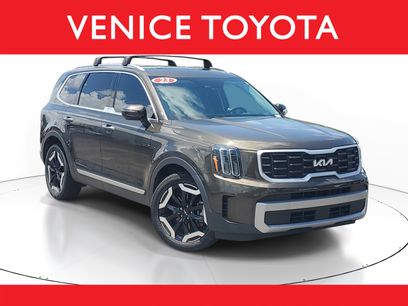 Used 2023 Kia Telluride S w/ S Sunroof Package