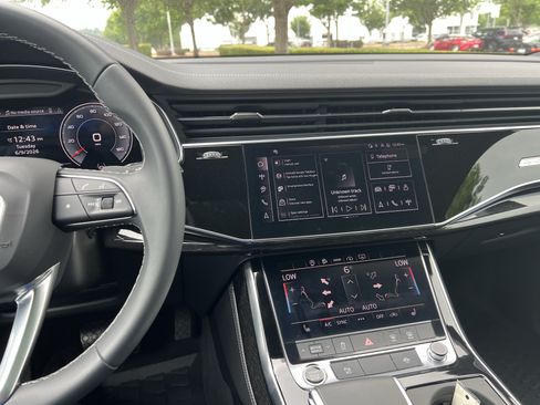 Certified 2025 Audi Q7 3.0T Premium Plus w/ Premium Plus Package AWD/4WD image 31