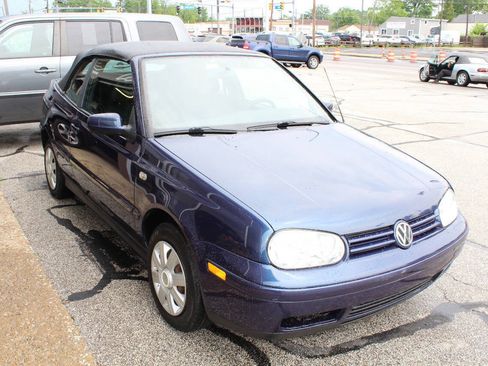 Used 2001 Volkswagen Cabrio GL FWD image 4