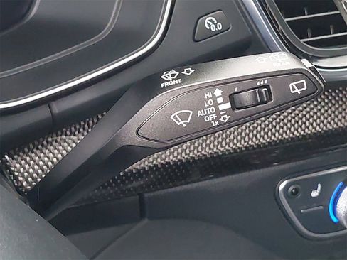 Used 2023 Audi SQ5 Prestige w/ Prestige Package image 20