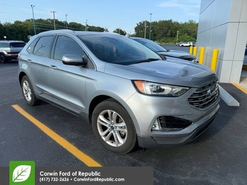 Used 2020 Ford Edge SEL FWD image 3